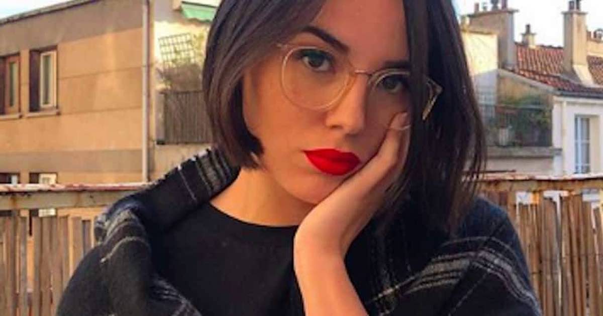 Agathe Auproux complexée, passe aux confidences.